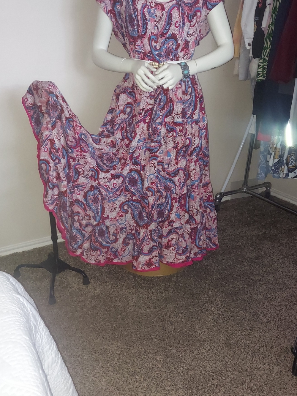 Women’s Pink Paisley Maxi Dress - Lightweight Summer Style - Picture 10 of 12